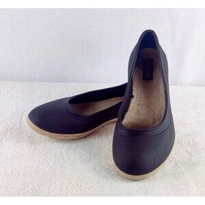 Crocks Ballet Flat Taupe Faux Fur Lined Comfort Casual Cottage Preppy Versatile